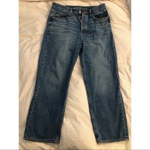 American Eagle 90’s boyfriend jeans
